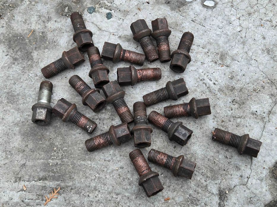 Болтове за джанти М14х1.5 vag vw audi seat skoda djanti boltove