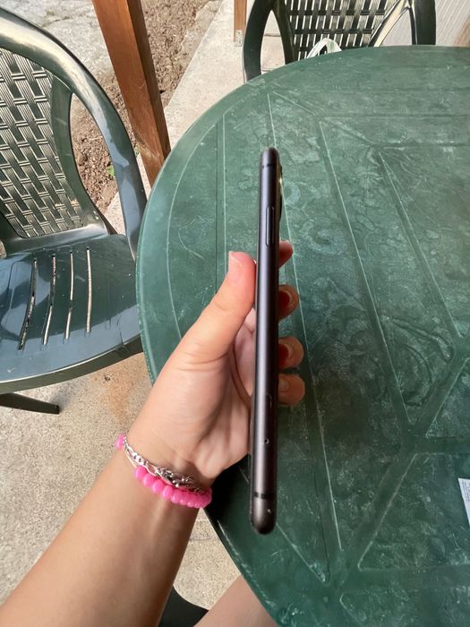 iPhone 11 за части