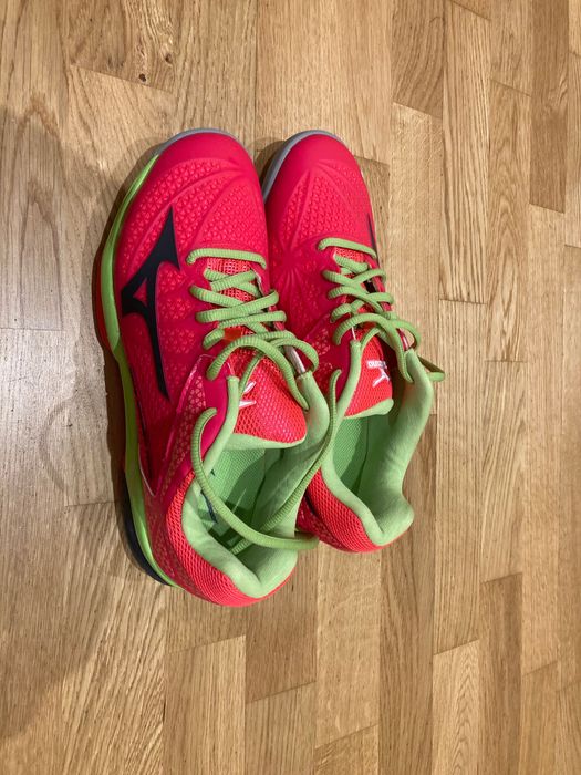 Маратонки Mizuno Wave Exceed Tour