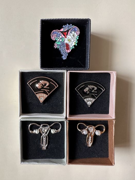 Брошки подарки для врачей