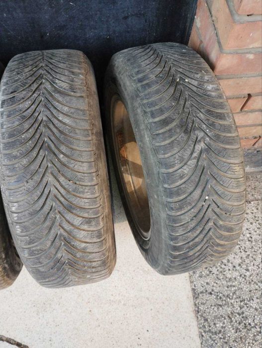 Зимни гуми, добро състояние