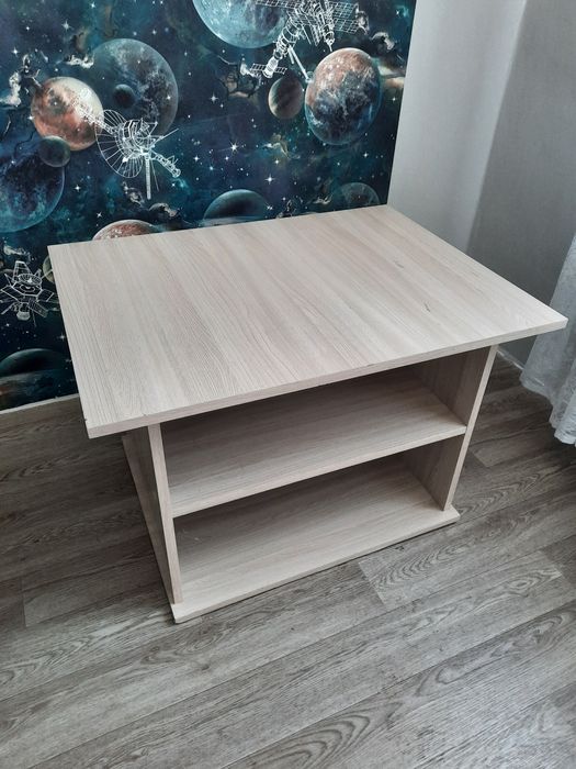 Продам журнальный столик