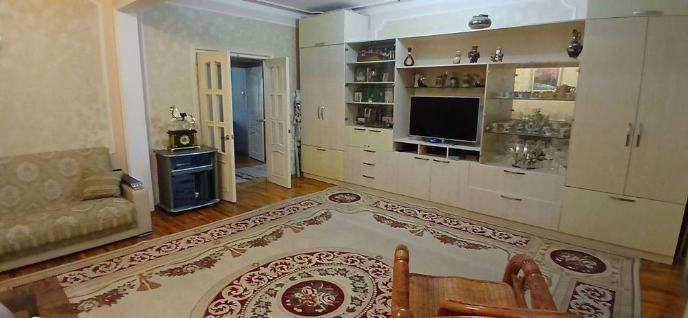 Большая 4-комнатная квартира для семьи — Чиланзар (Ц-квартал)