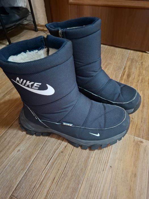 Продам дутыши для подростка