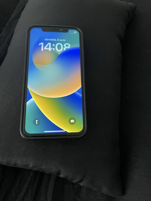 Iphone X, in stare foarte buna.