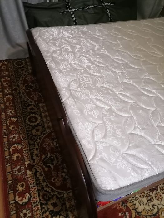 Продам кравать в хорошем состоянии