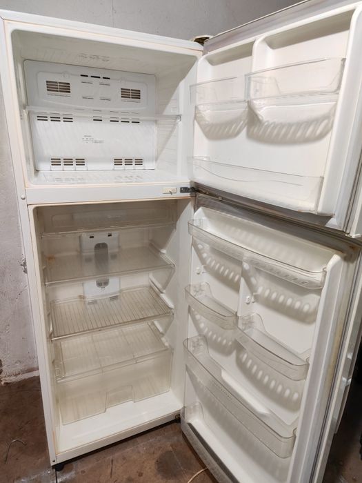 Холодильник рабочий