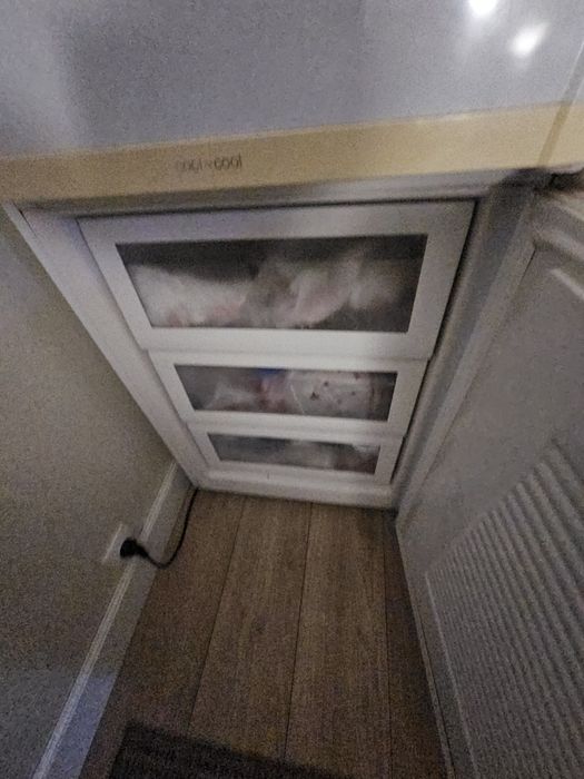 Продам холодильник Samsung