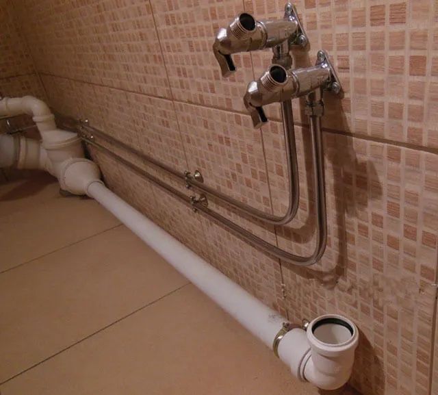 Услуги Сантехника !