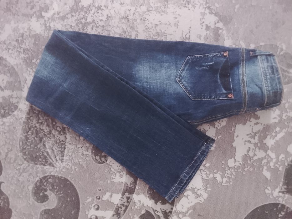 Продам новые джинсы