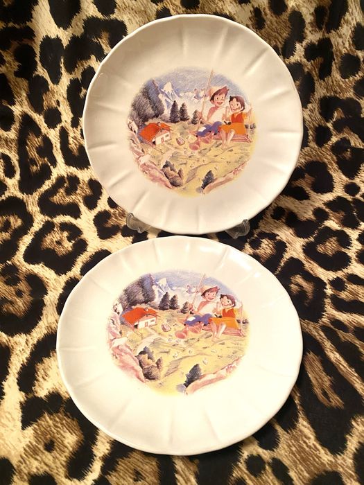 Тарелки детские 2002 год