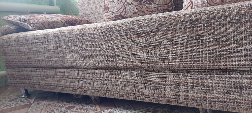 Диван тахта в отличном состоянии