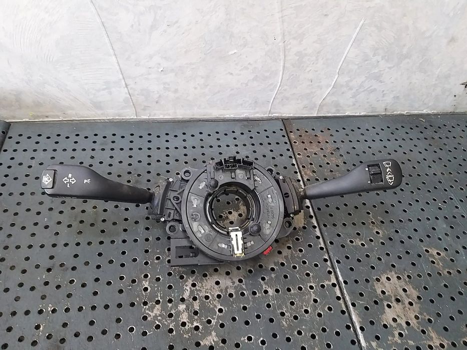 Bloc manete semnalizare stergator parbriz spirala volan bmw x3 e83 613183764439 04305010 8363668m