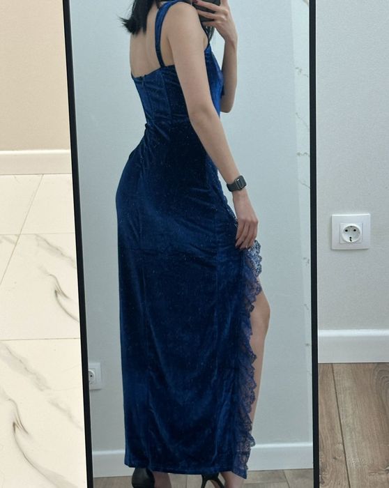 Платье нарядное вечернее