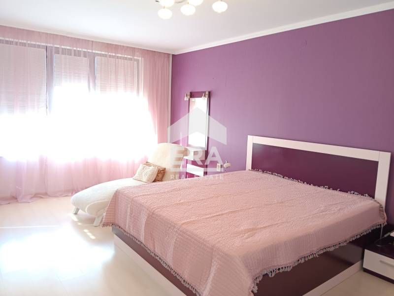 Дава се под наем Тристаен апартамент в Варна, м-т Евксиноград - 141 кв.м за 1023 € - Снимка #8