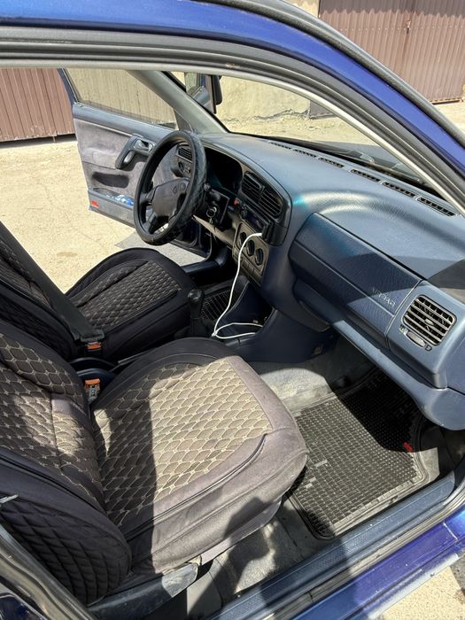 Срочно продам  volkswagen vento 1993г