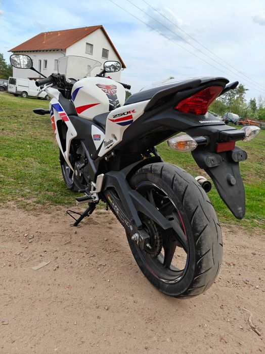 Honda CBR250R ABS