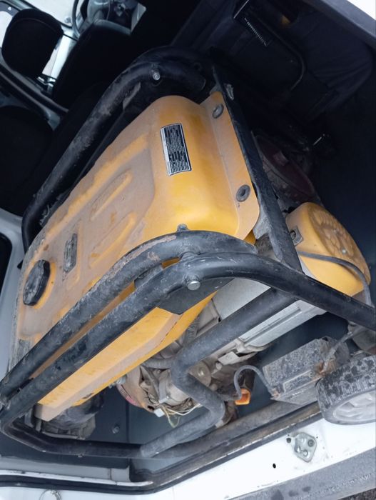 6 kw генератор Dvejok sotiladi holati yaxshi