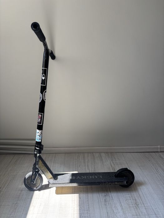 Lucky Full Prospect Scooter
