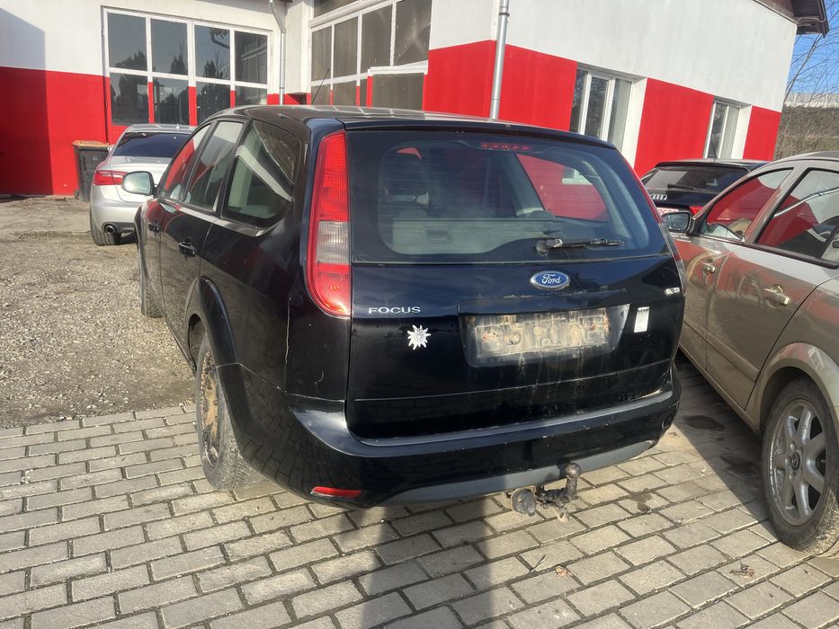Piese ford focus 2 1,6 tdi carlig