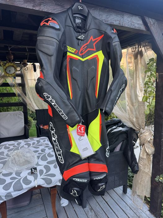 Alpinestars motegi v3 52 размер