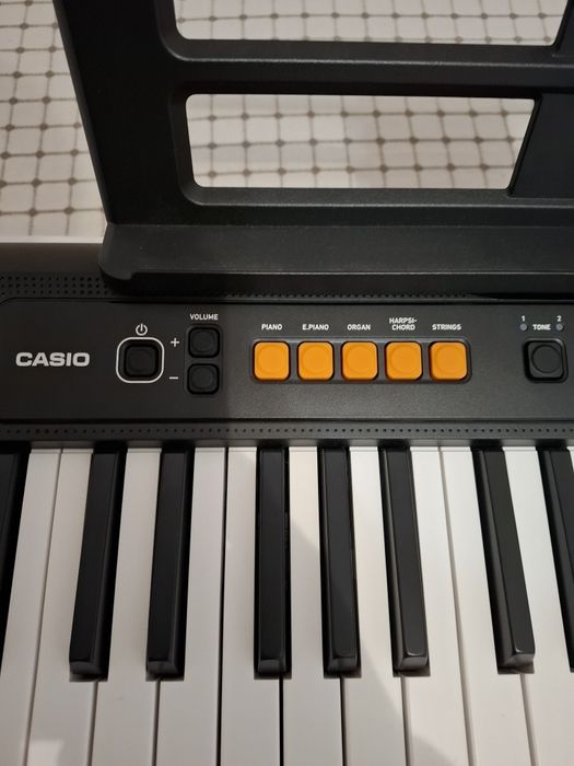 Синтезатор Casio