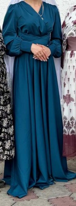 Вечернее платье 44р