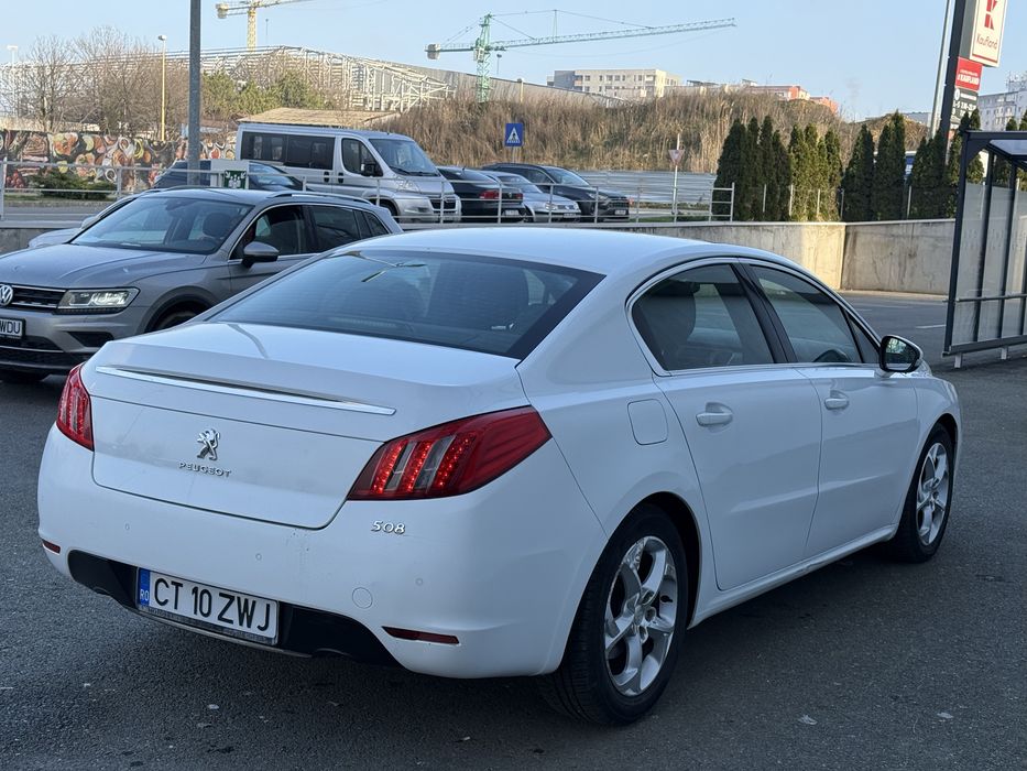 Peugeot 508•2.0 Hdi•2013•200.000km•Rate la parc•Finantare auto