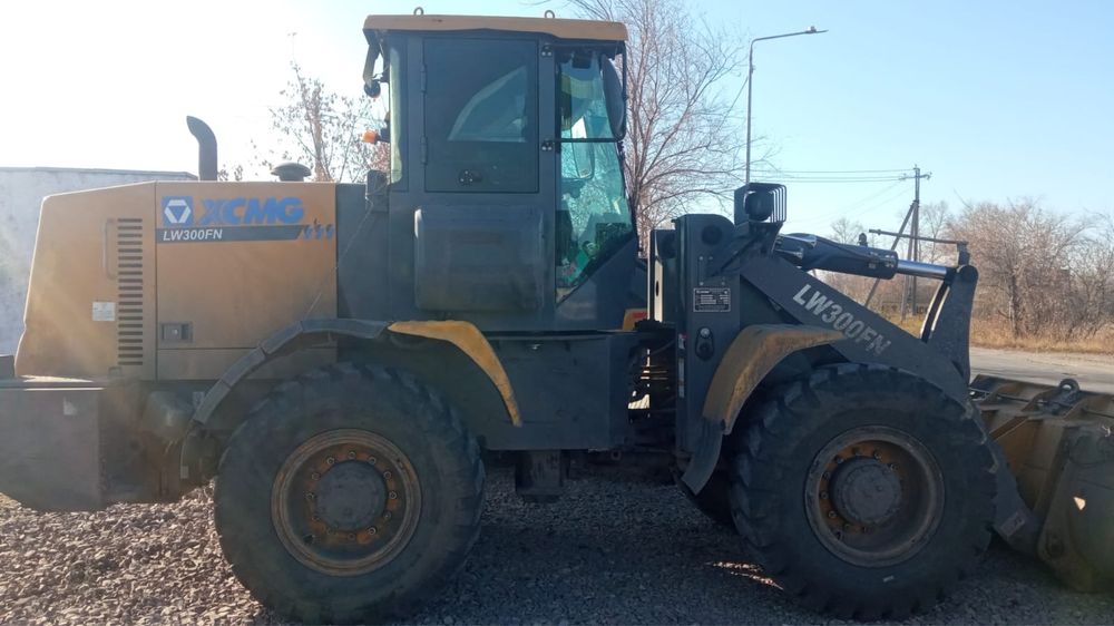 Продам погрузчик