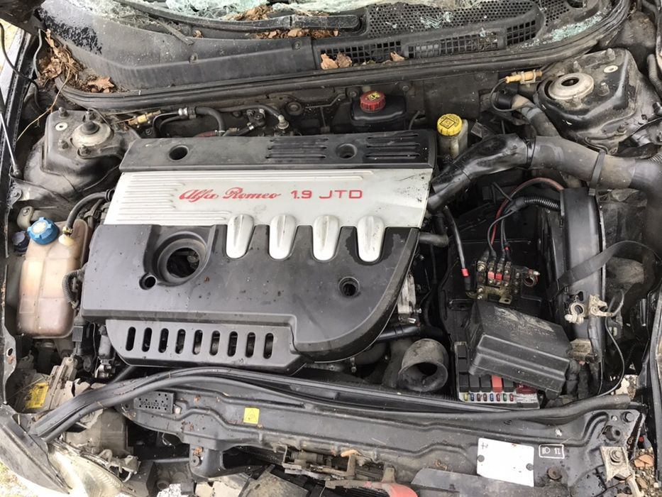 Alfa Romeo 147 1.9jtd 115 2001 На Части