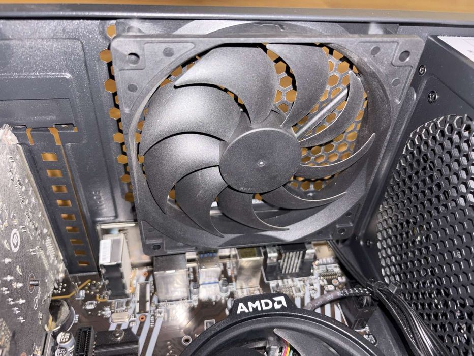 Геймърски компютър