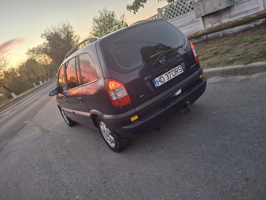 OPEL Zafira 2004 — imagine 1
