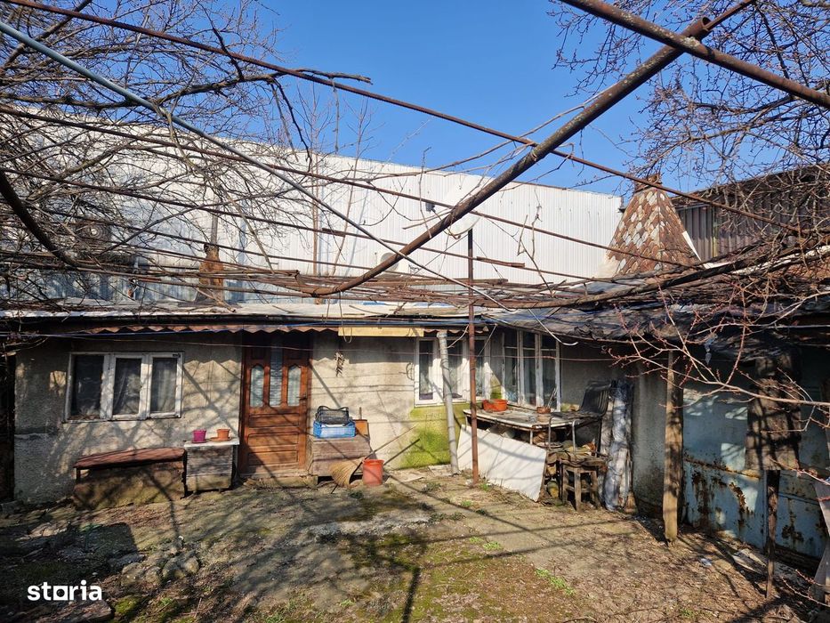 De vânzare casă demolabilă