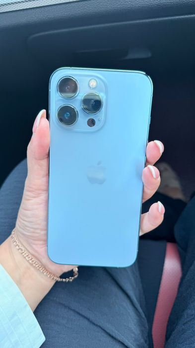 Продам Айфон 13 pro