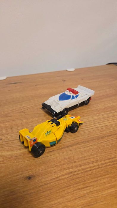 Японски колекционерски играчки (Transformers)