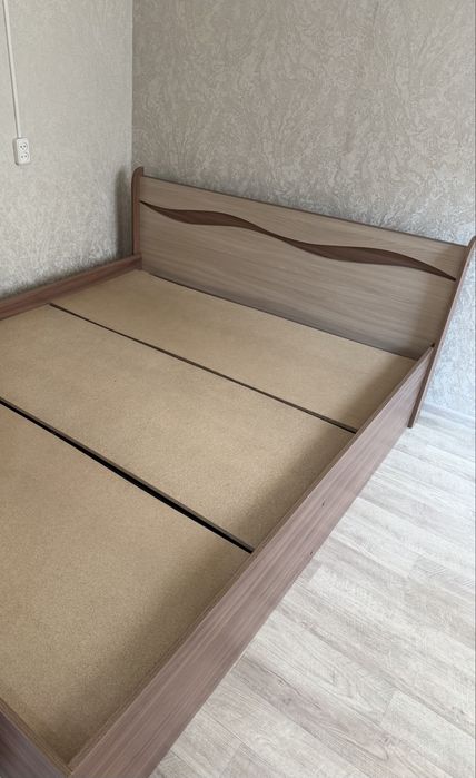 Продам кровать 160 на 200