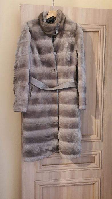 Продам шубу Мутон