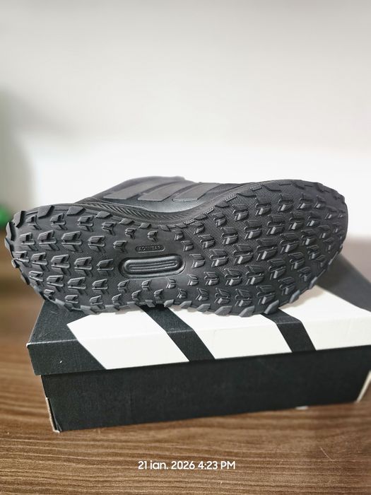 Adidasi dama Adidas nr 37