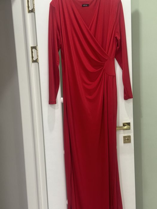 Продам шикарное платье