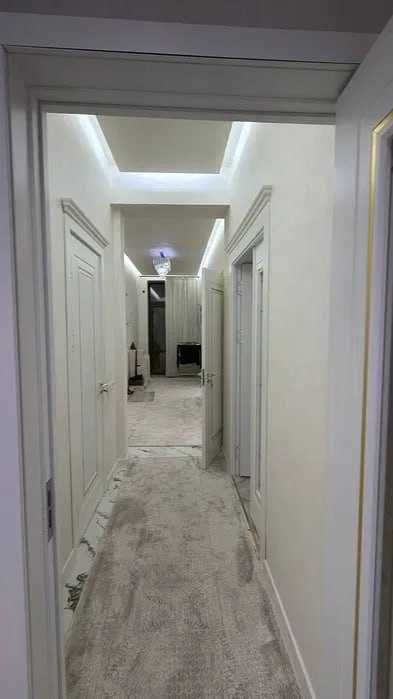 Продается 3\5\8 Новостройка кирпич 84м2 ул Махтумкули Жк Mashxadi !!