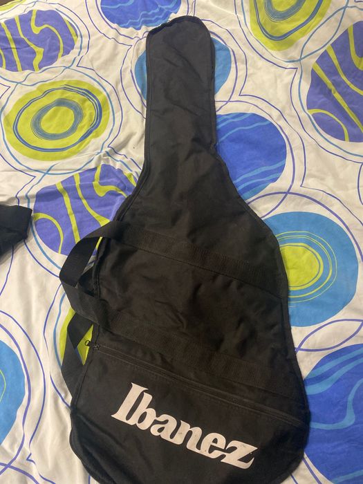 Chitara electrica albastra Ibanez