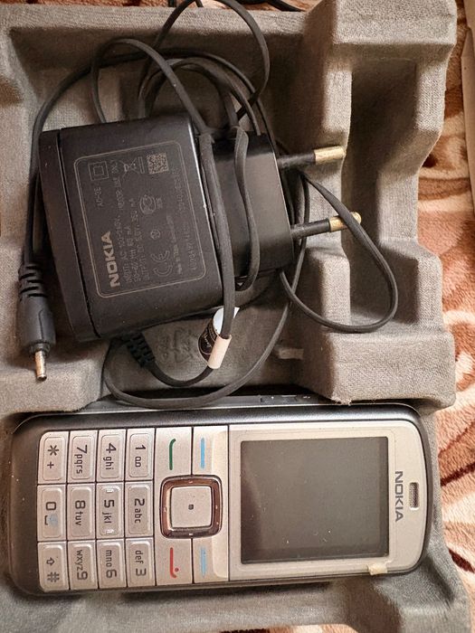 Продам телефон Nokia6070