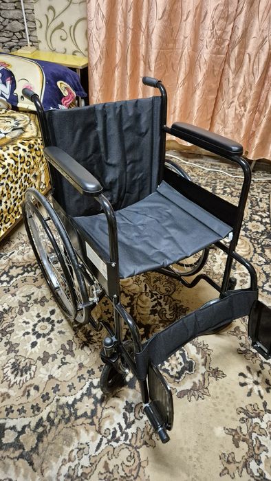 Caricior cu rotile nou