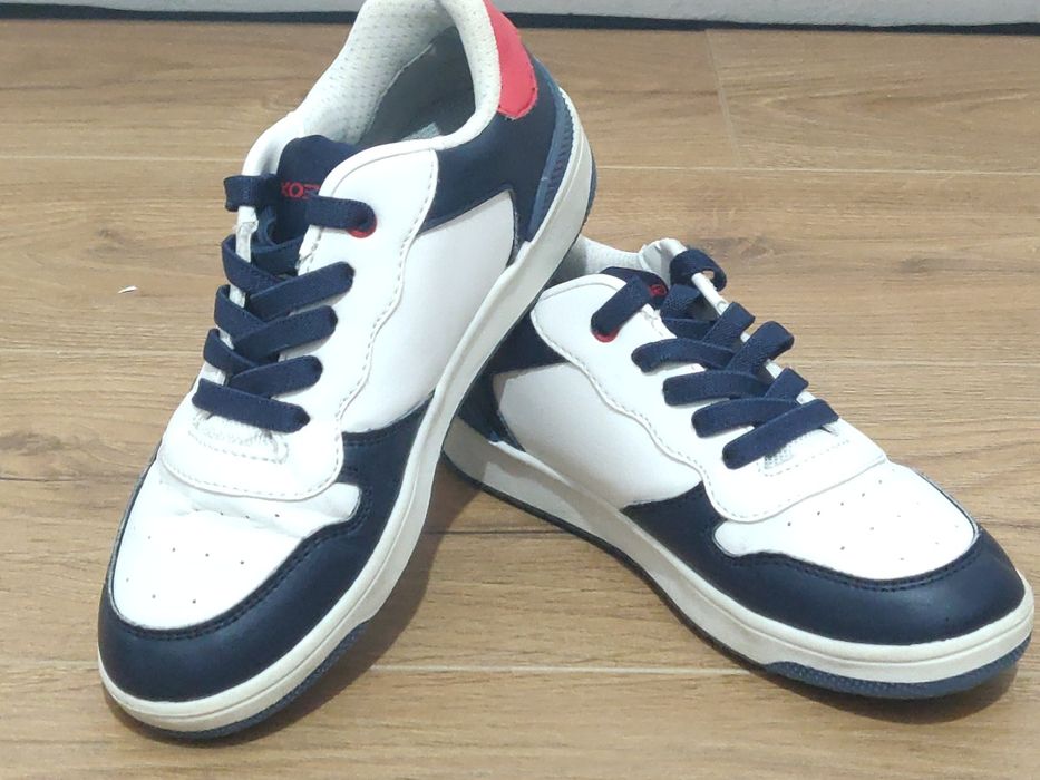 Sneakers Geox Respira - Alb/Bleumarin - Mărimea  34 Foarte Întreținuți