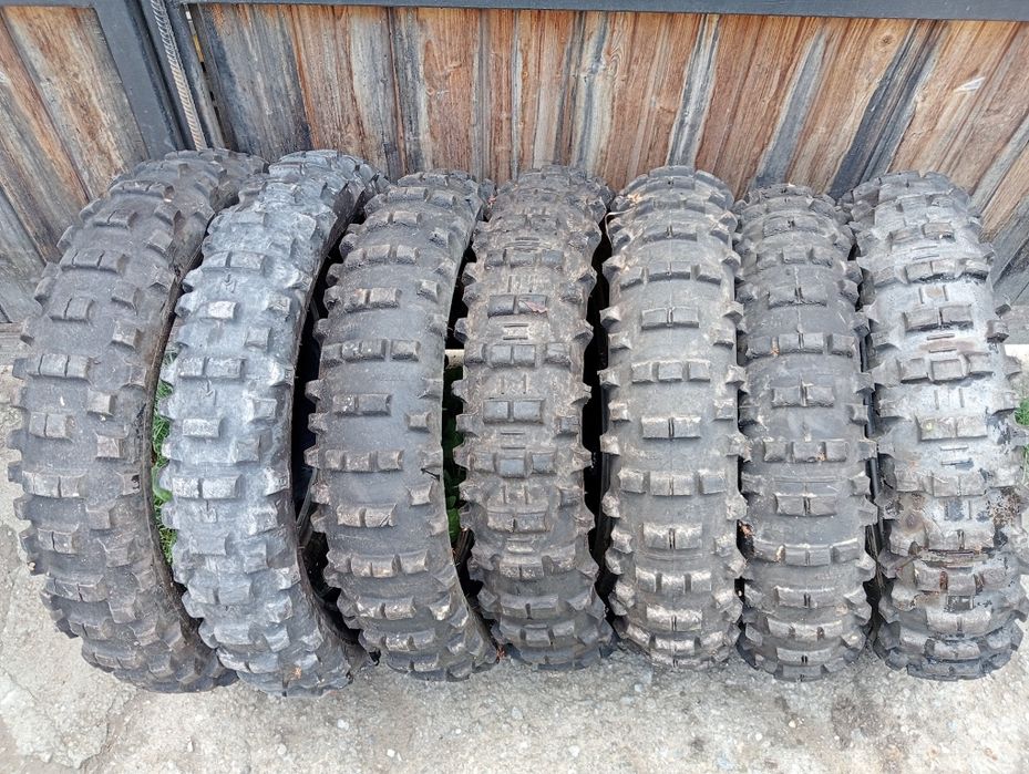Cauciucuri enduro in stare buna