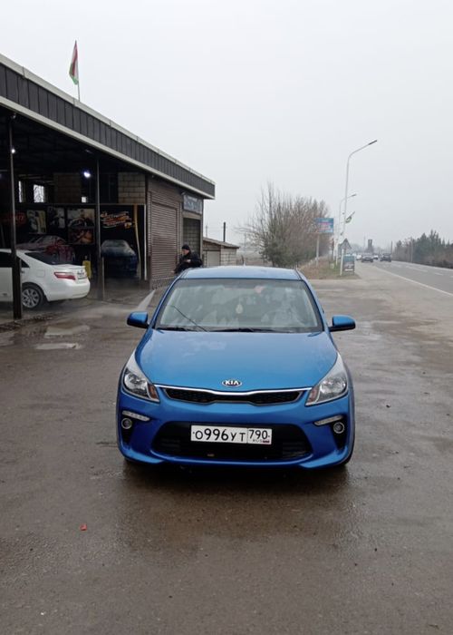 Срочно продам машину