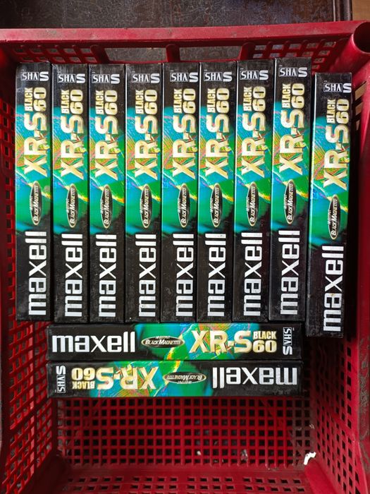 лента Super-vhs . Betacam .