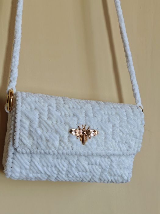 Нова дамска чанта