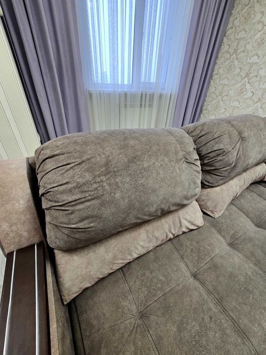 Продам диван 270×180