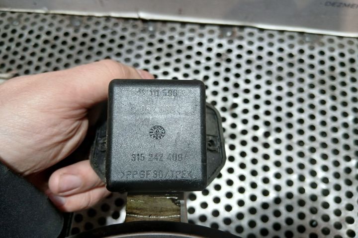 Usita rezervor 13111596 13111596 Opel Zafira B